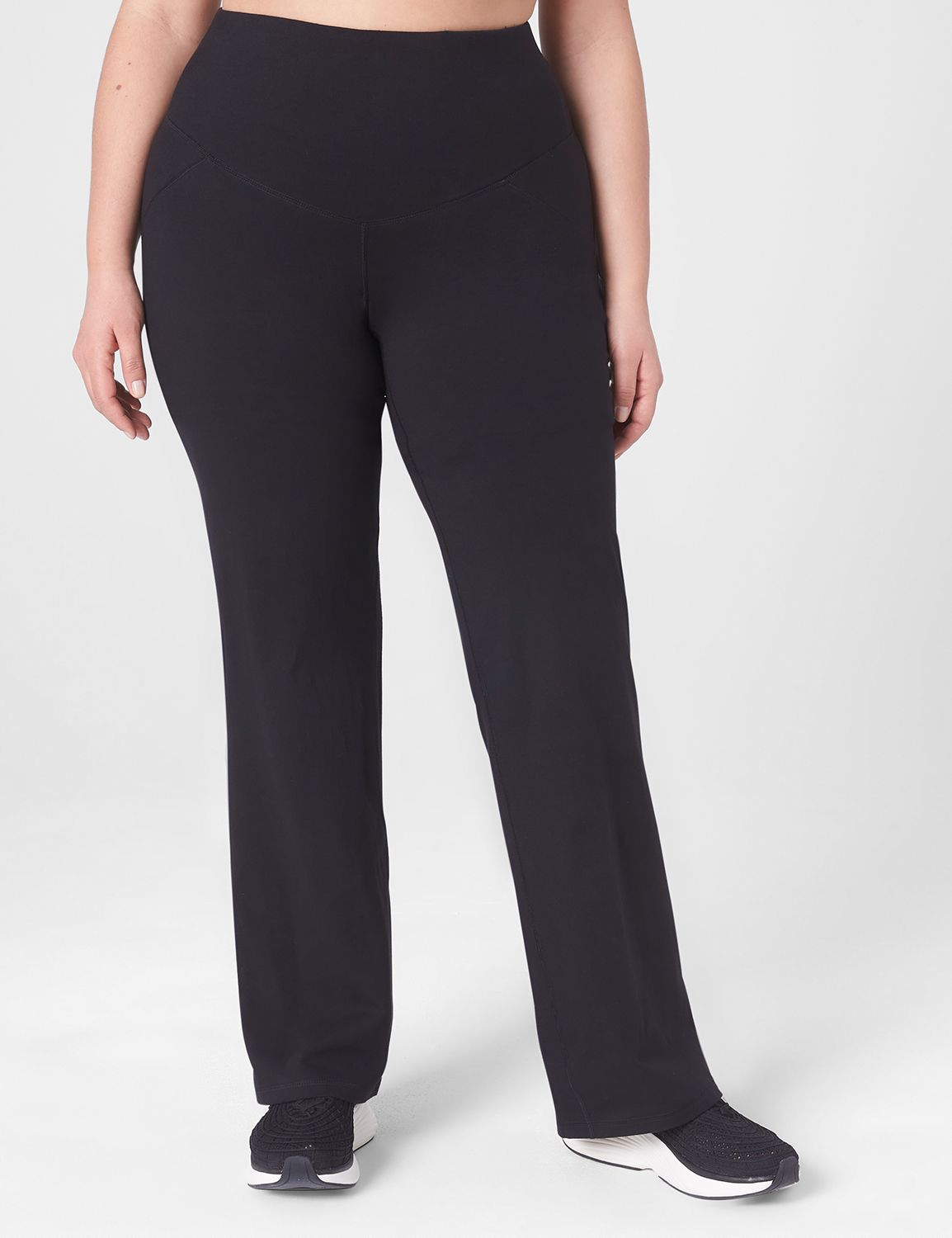 LIVI Smoothing Control Tech Bootcut Pant