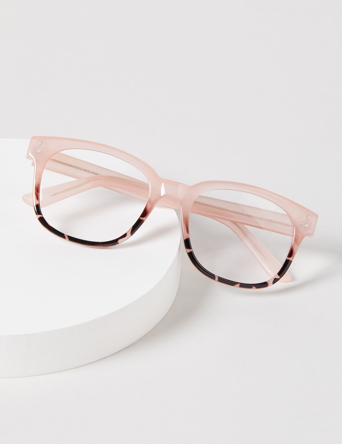 reading glasses with strap