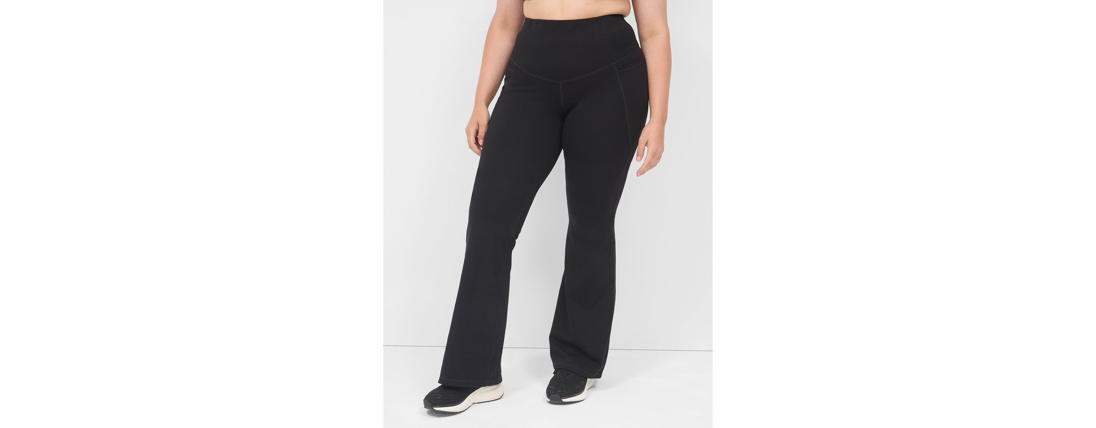 LIVI Smoothing Control Tech Signature Stretch Flare Legging