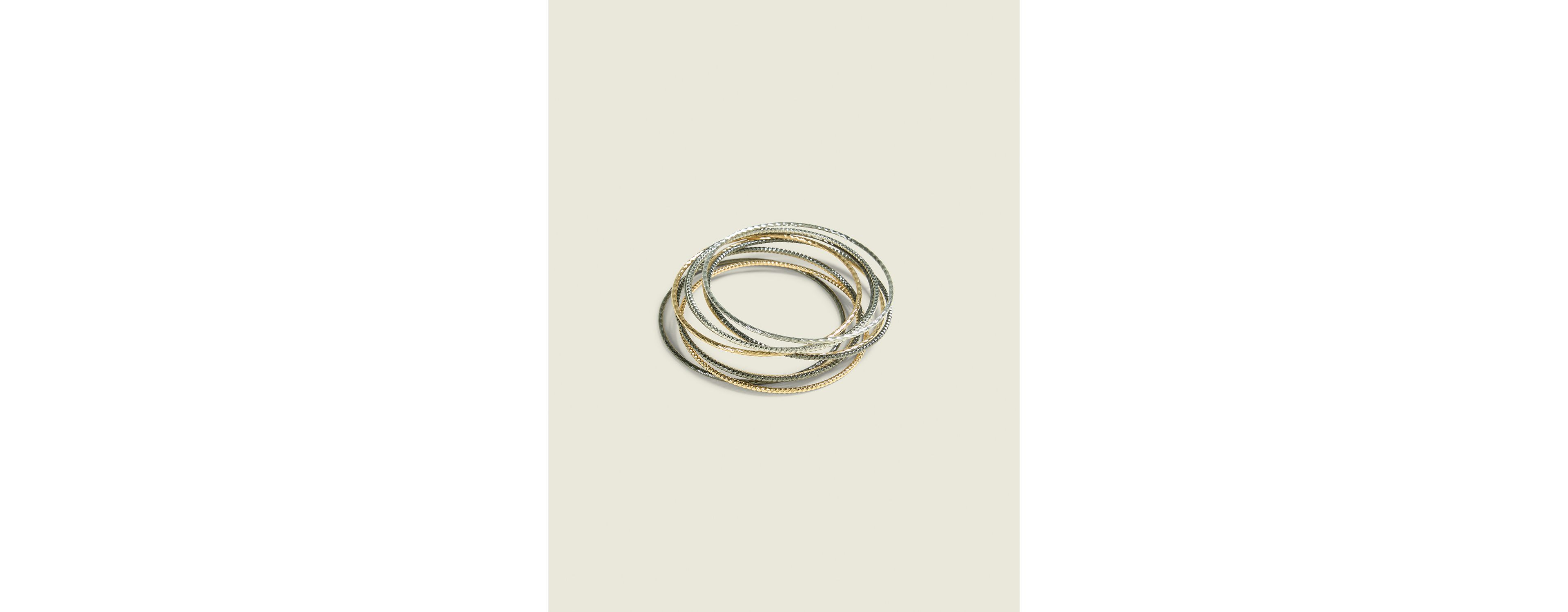 Mixed Metal Bangle Set