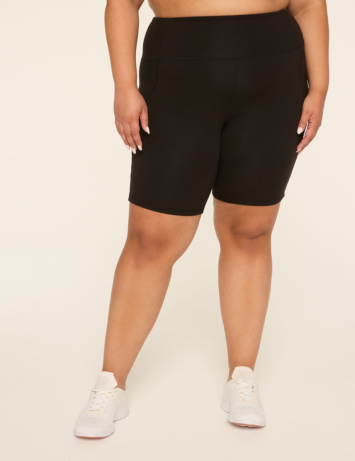 LIVI High Rise Livi Soft 7" Knee Short