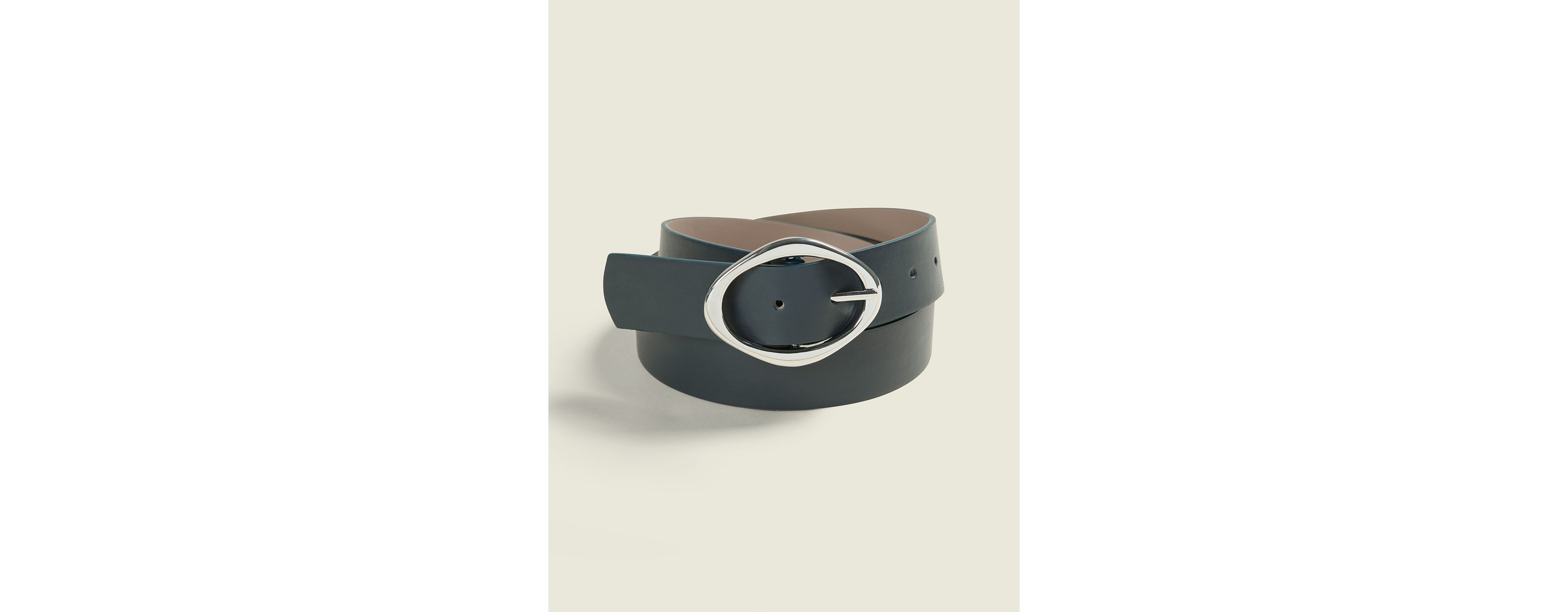 Reversible Oval Buckle Belt