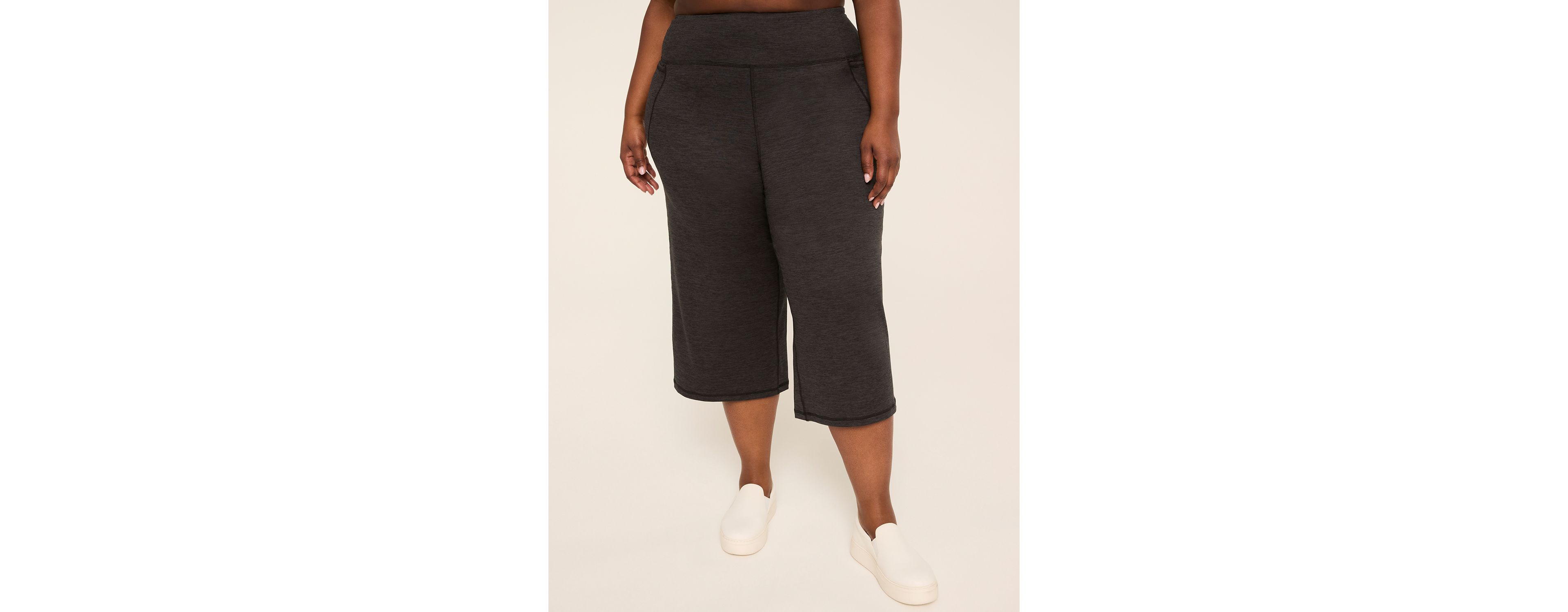 LIVI Soft High-Rise Wide Leg Crop