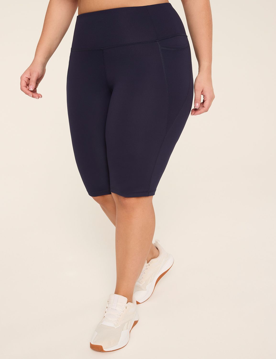 Livi High Rise Livi Soft 10.5" Knee Short