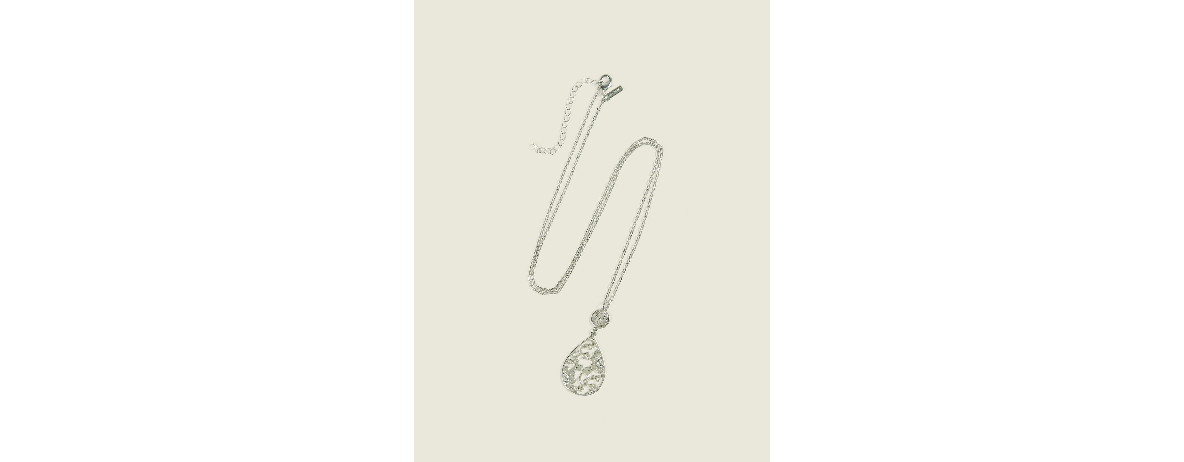 Floral Filigree Teardrop Pendant Necklace