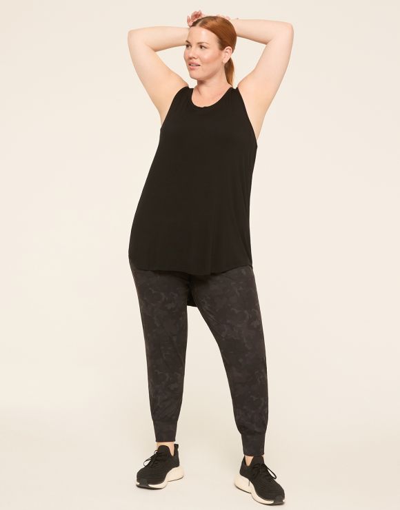 Photo of model in LIVI joggers