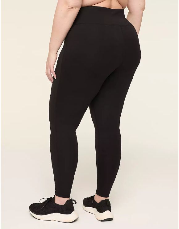 Alternate Photo of model in LIVI leggings