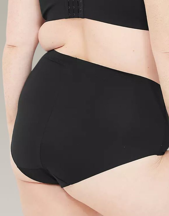 alternate Photo of model in Cacique thong panty