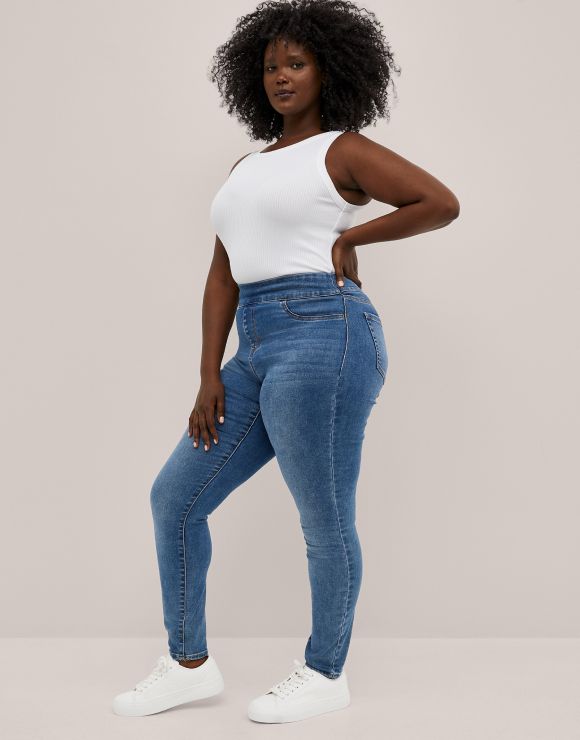 Plus size girls in jeans hotsell