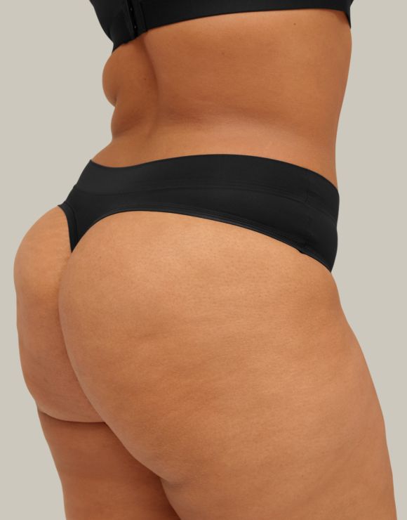 alternate Photo of model in Cacique thong panty