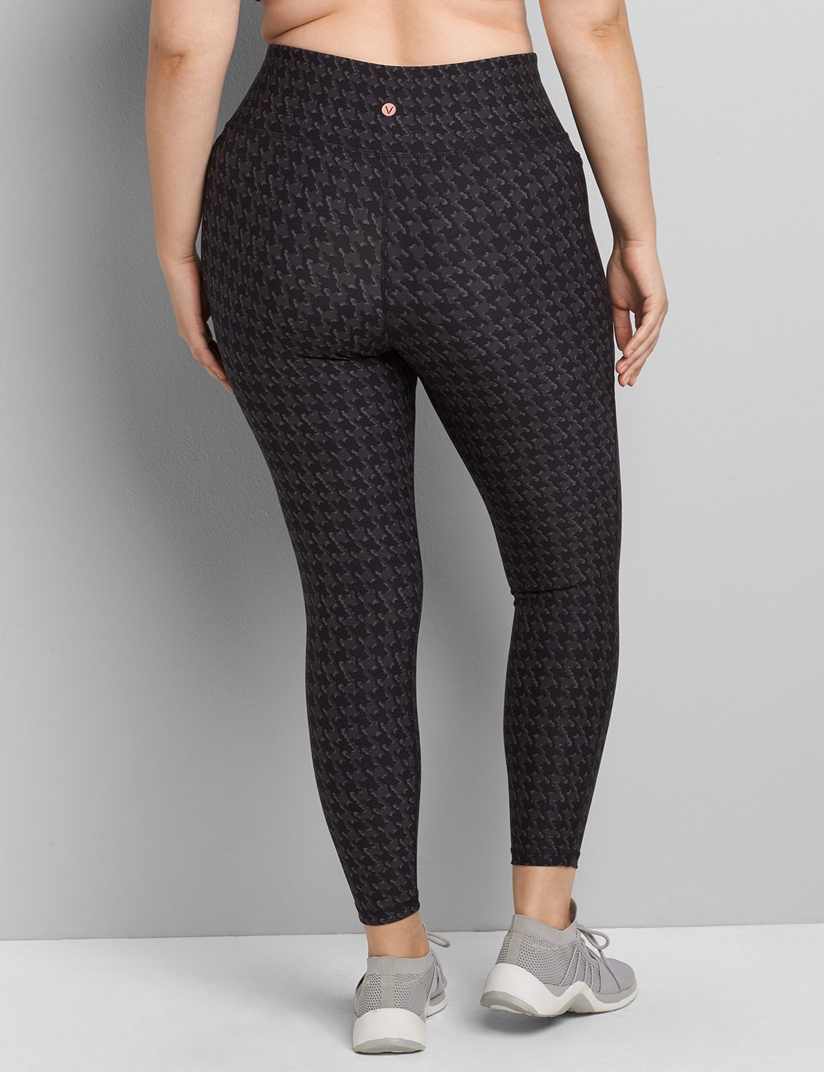 LIVI 7/8 Power Legging With Wicking Product Image 2
