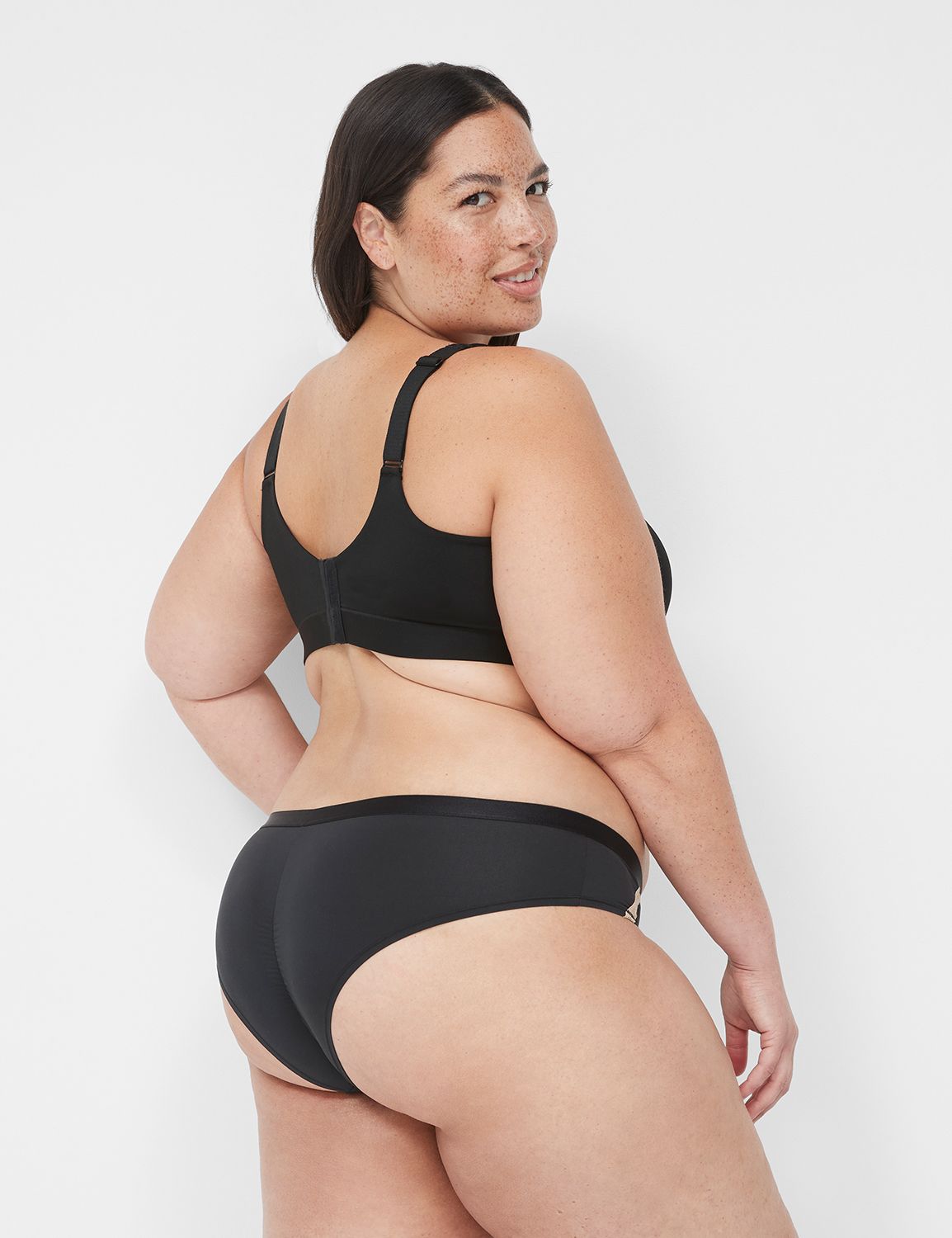 https://lanebryant.scene7.com/is/image/lanebryantProdATG/231923_0000006395_Back?$pdpMainImage$