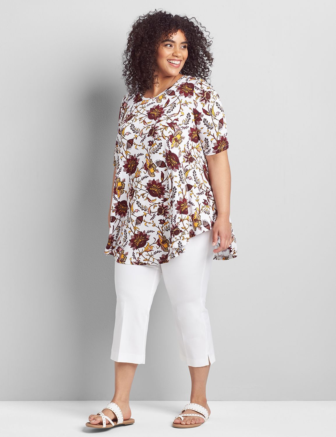 Perfect Sleeve Crew Neck Drapey Tunic 1121614 copy of 1120422:LBSU21364_BelindaFloral_colorway2:26/28 Product Image 3