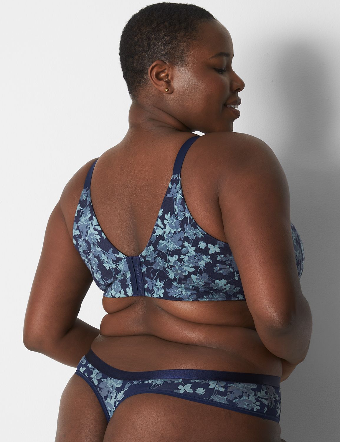 Extra Soft Thong 1127500-S SU22 Upd Product Image 2