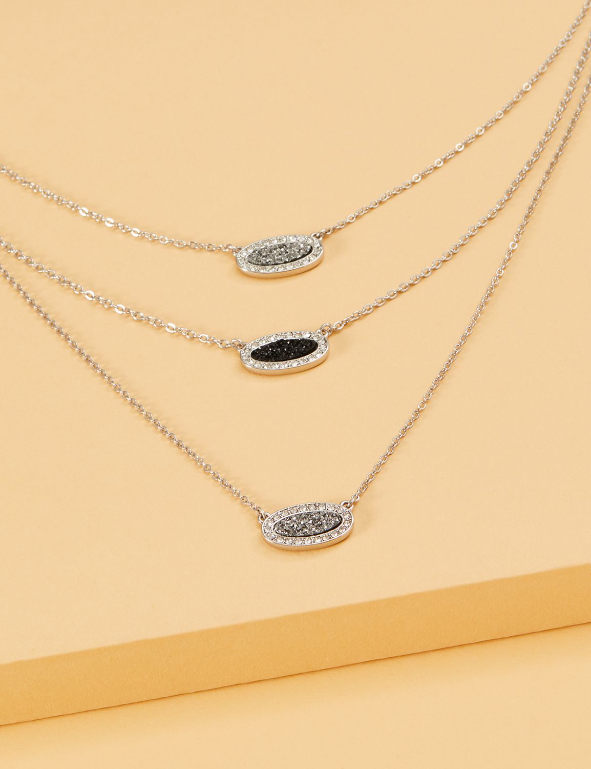3-Layer Druzy Oval Pendant Necklace