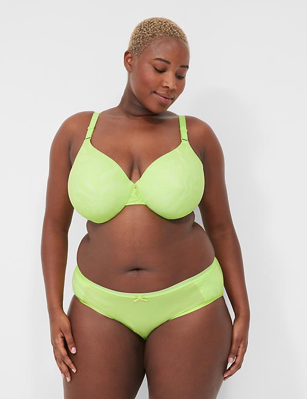 Plus-Size Seamless & Invisible Bralettes & Panties