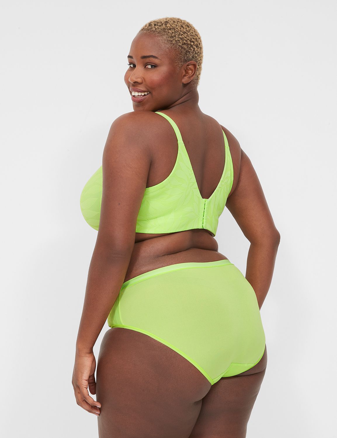 https://lanebryant.scene7.com/is/image/lanebryantProdATG/354543_0000009076_Back?$pdpMainImage$