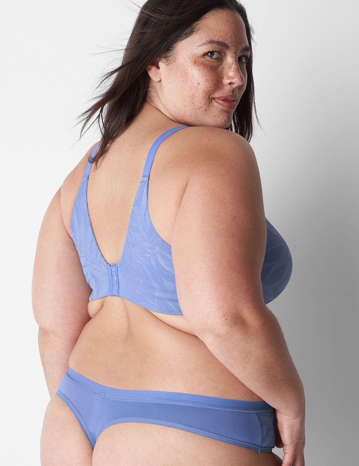 No Show Wide Side Thong Lace Lined Product Image 2