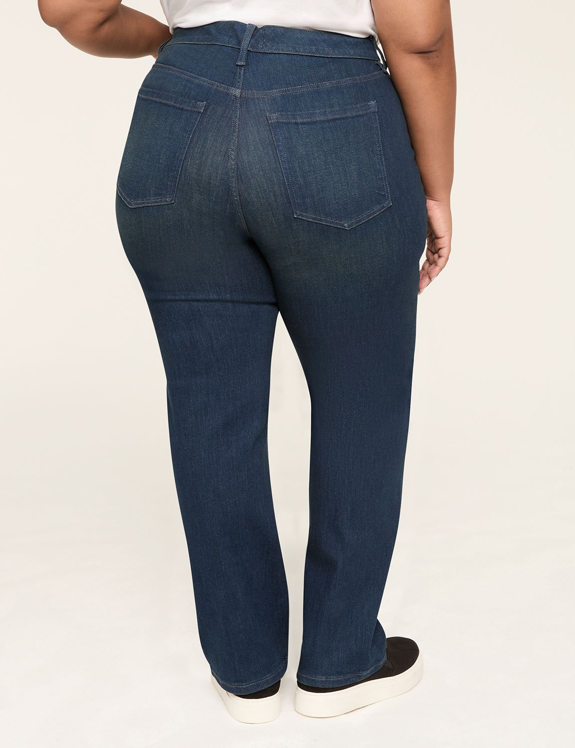 Signature Fit Straight Jean - Everyday Dark Wash