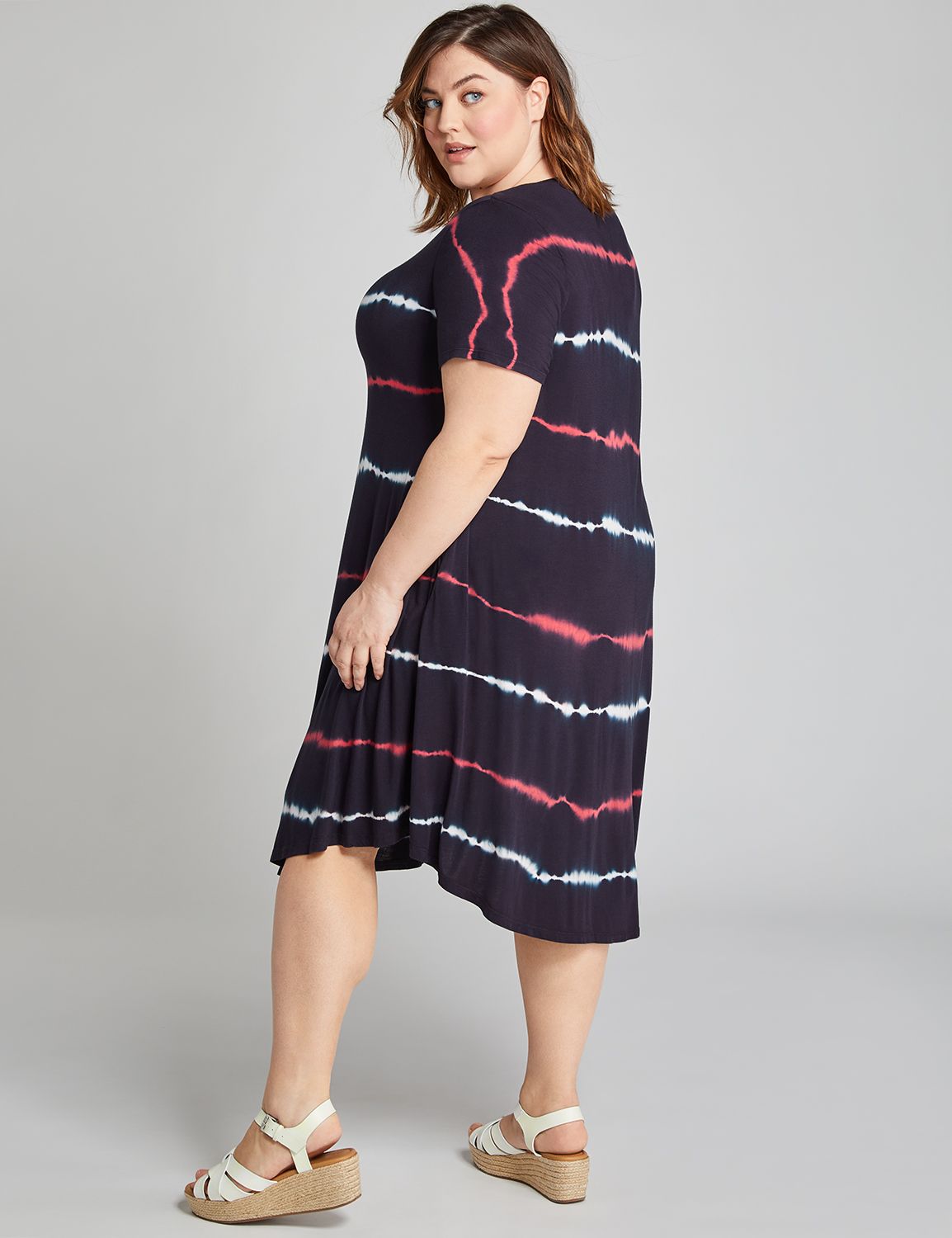 1113076 SS CREWNECK SWING DRESS - TIE DIE - SP/SUM:LBSU20419_1113076_LinearTieDye_Astrologie_Colorway1:10/12 Product Image 2