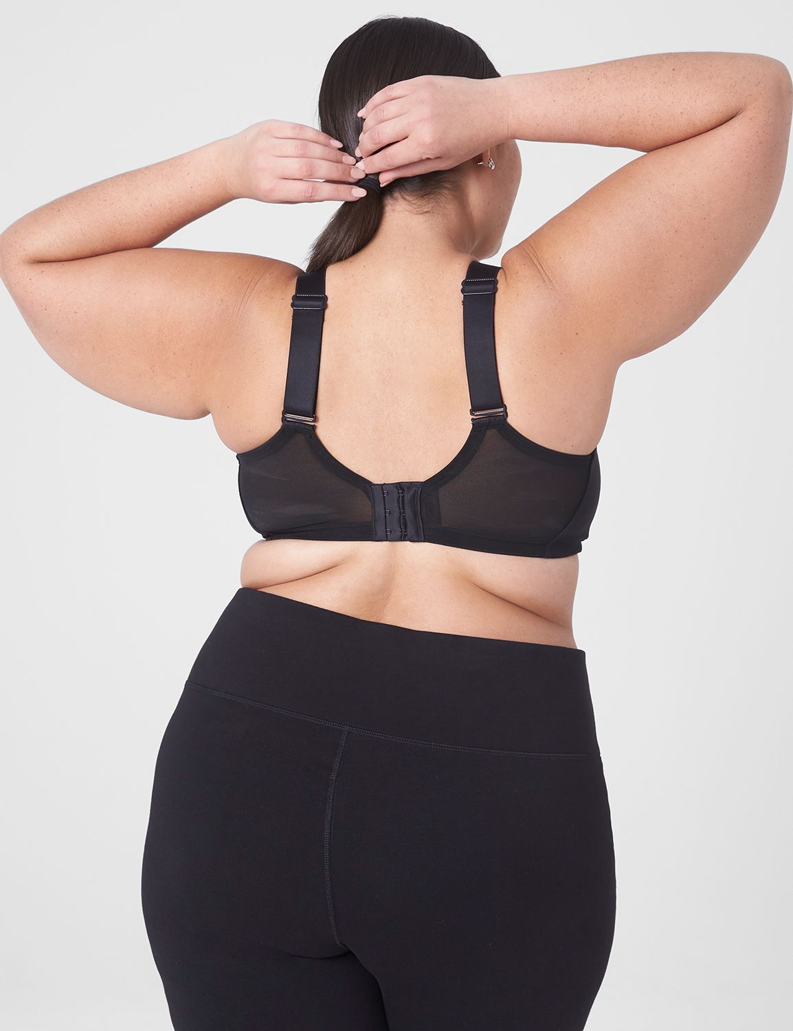 LIVI Wicking Medium Impact NW Sport Bra 1113605 Y:Pitch Black LB 1000322:36C