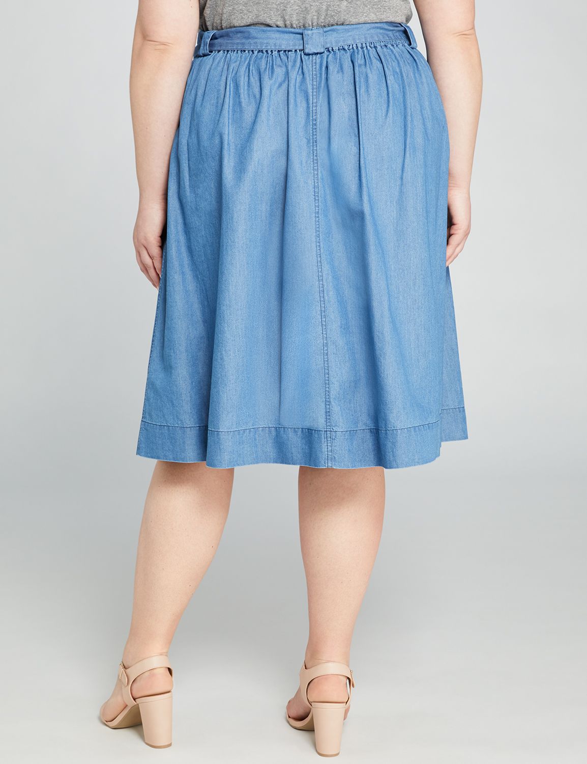 1112232 FLARED CHAMBRAY KNEE SKIRT:LBSU20463_DenimBlue_VendorFabric_colorway1:14/16 Product Image 2