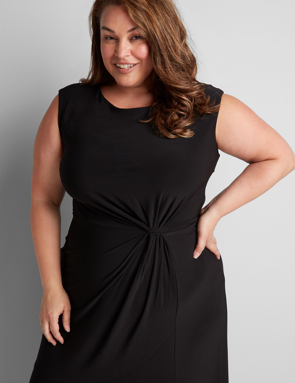 1115638  SS MIDI KNIT DRESS W/ WAIST RUCHING:Pitch Black LB 1000322:14/16 Product Image 3