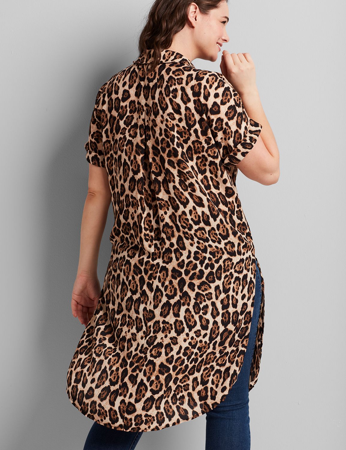 1115762 ECOMM Maxi Button OP:LBH19207_LeopardPRT-1676_colorway1:18/20 Product Image 2