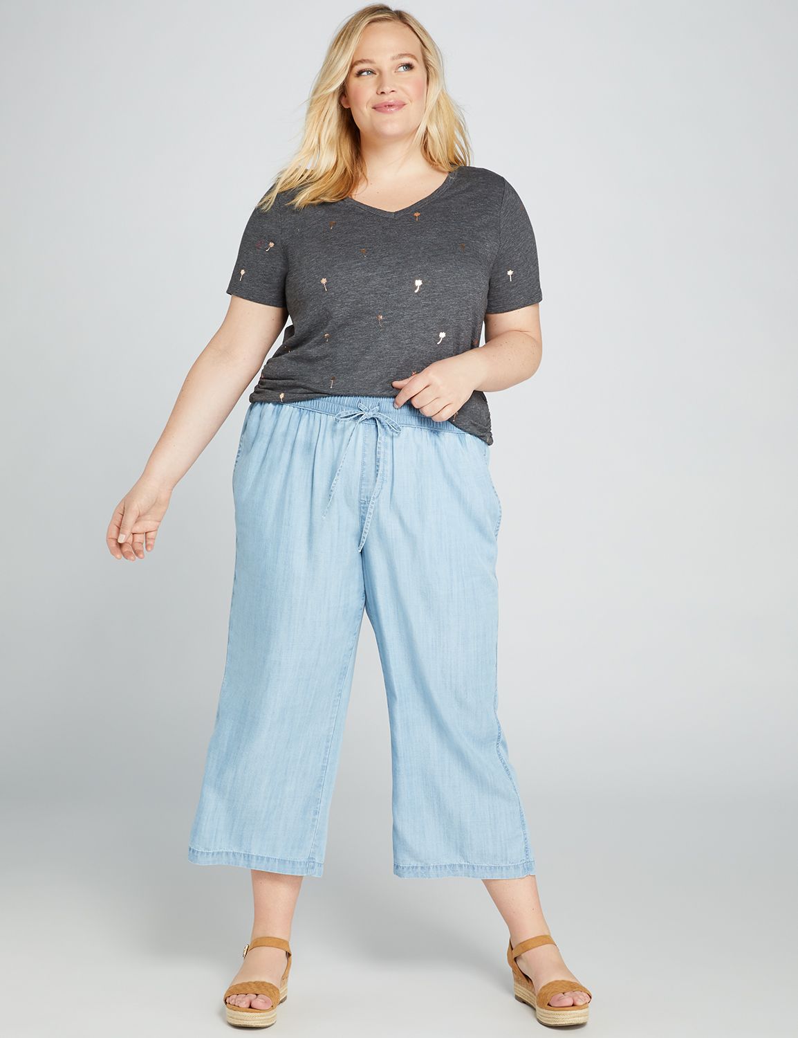 Printed Ruched Side Tee Product Image 3