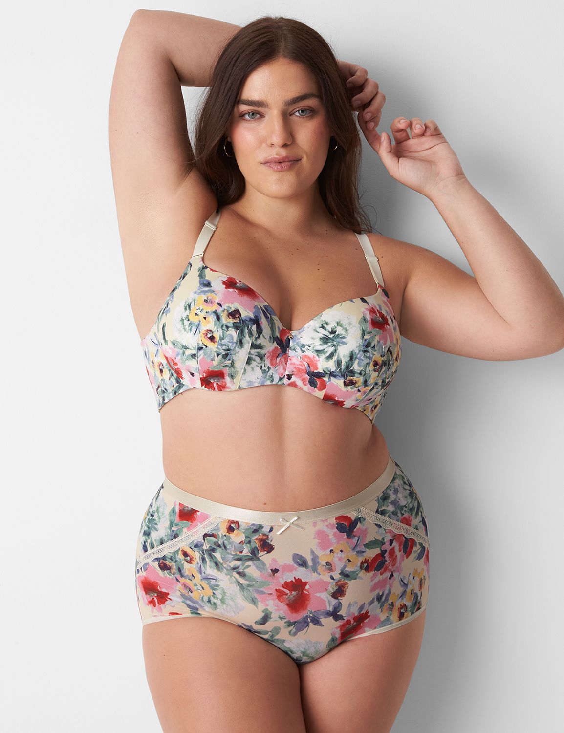 Crop Top + Nineties High Waist Brief