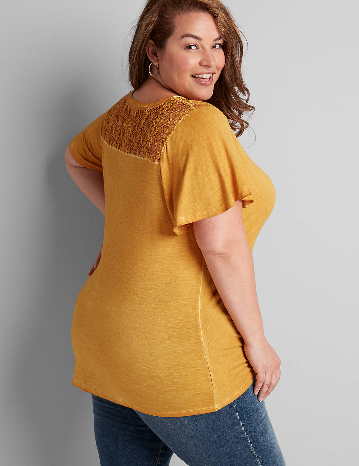 1114067 Short sleeve tee with lace yokes:Yellow:26/28 Product Image 2
