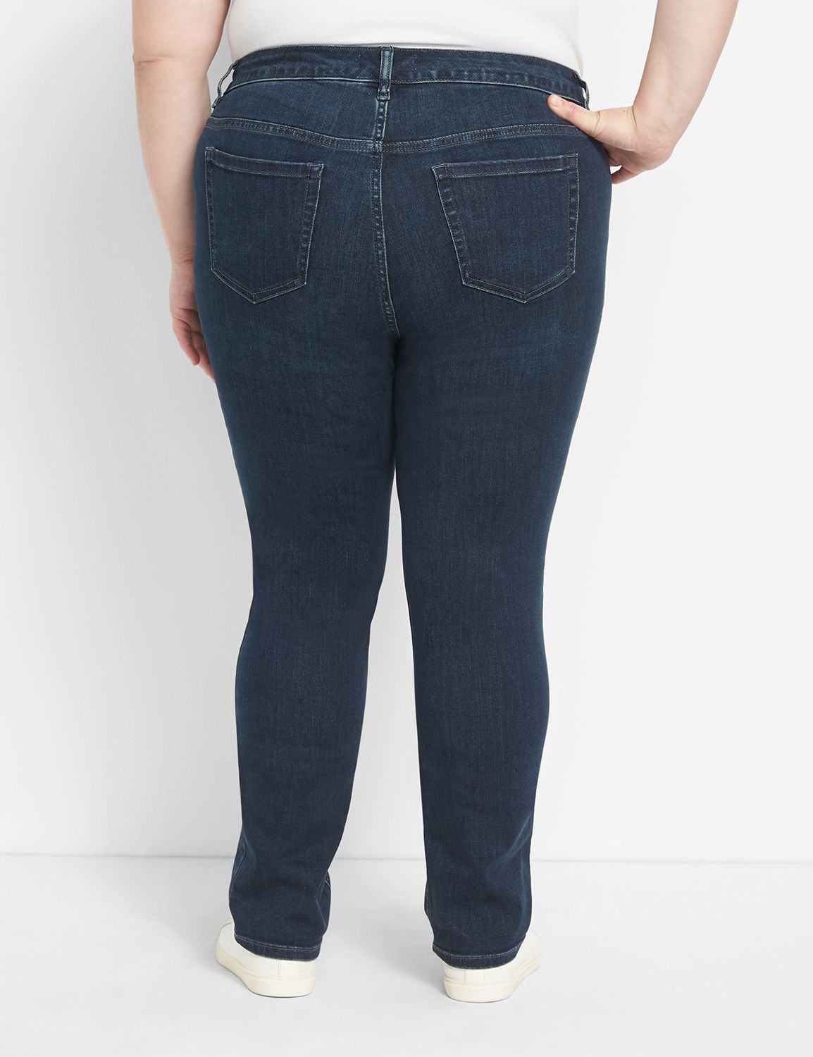 Curvy Fit High-Rise Straight Jean