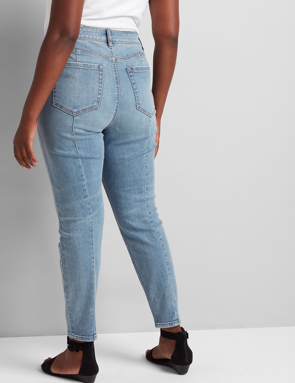SIGNATURE HIGH RISE SKINNY - LAX WASH 1114154:Light Denim:12 Product Image 2