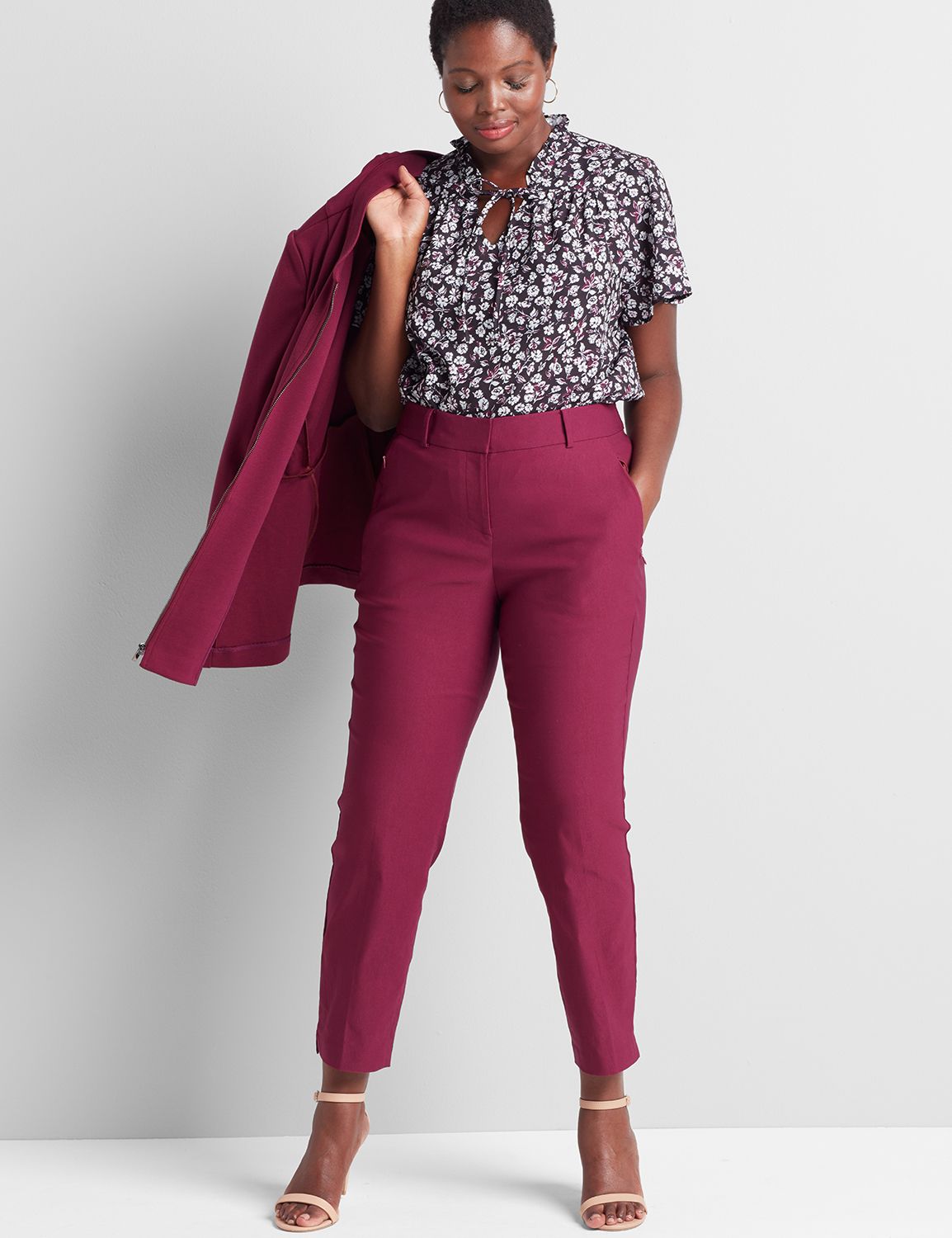 Short Sleeve Flutter Vneck with Ties Top 1113918:LBF20191_FranFloral_colorway3:12 Product Image 3
