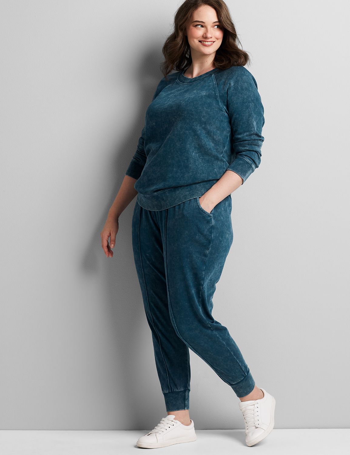 Long Sleeve Crew Neck Dye Effect Sweatshirt F 1116055:Moody Jade CSI 0503066:14/16 Product Image 3