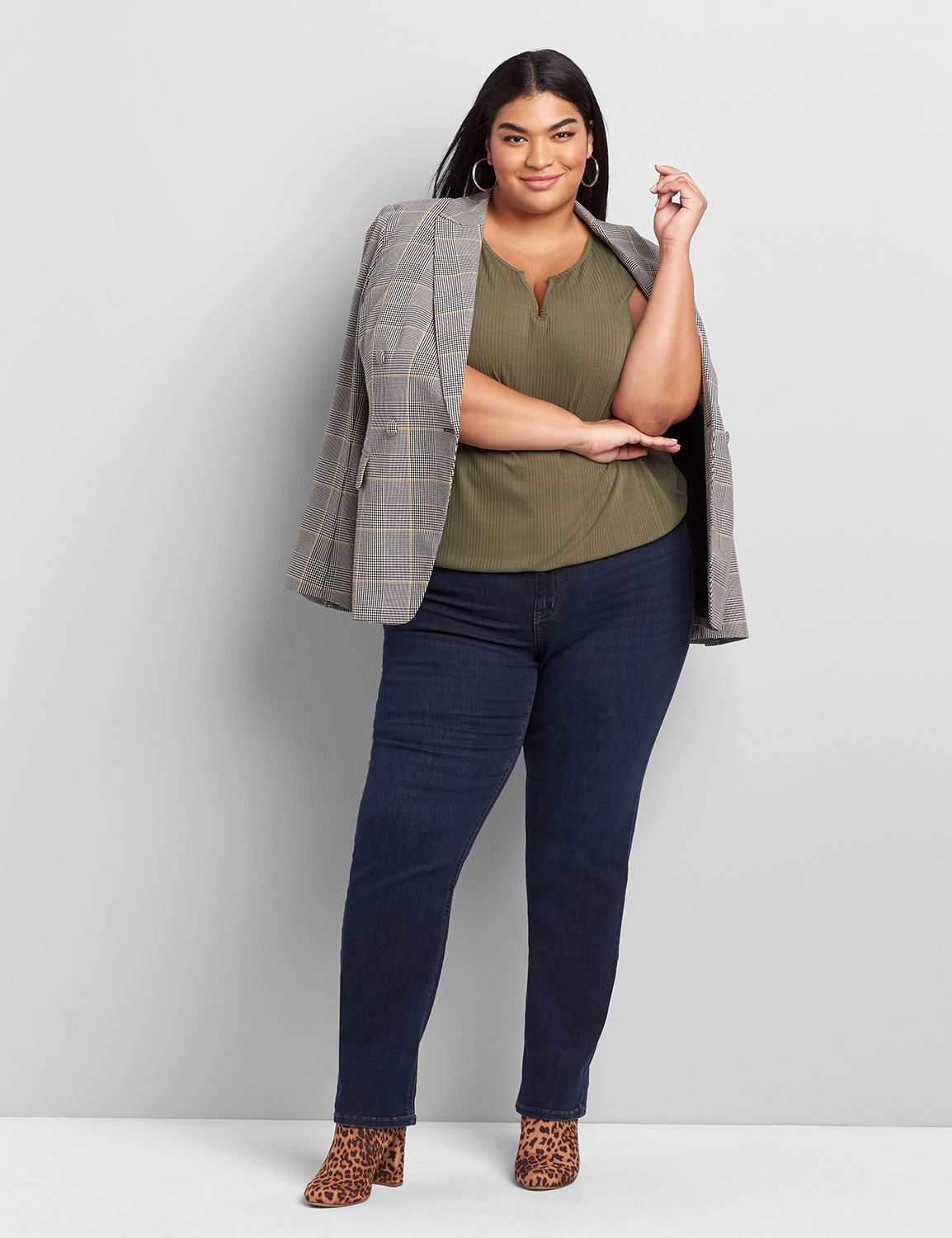 Curvy Fit High-Rise Straight Jean