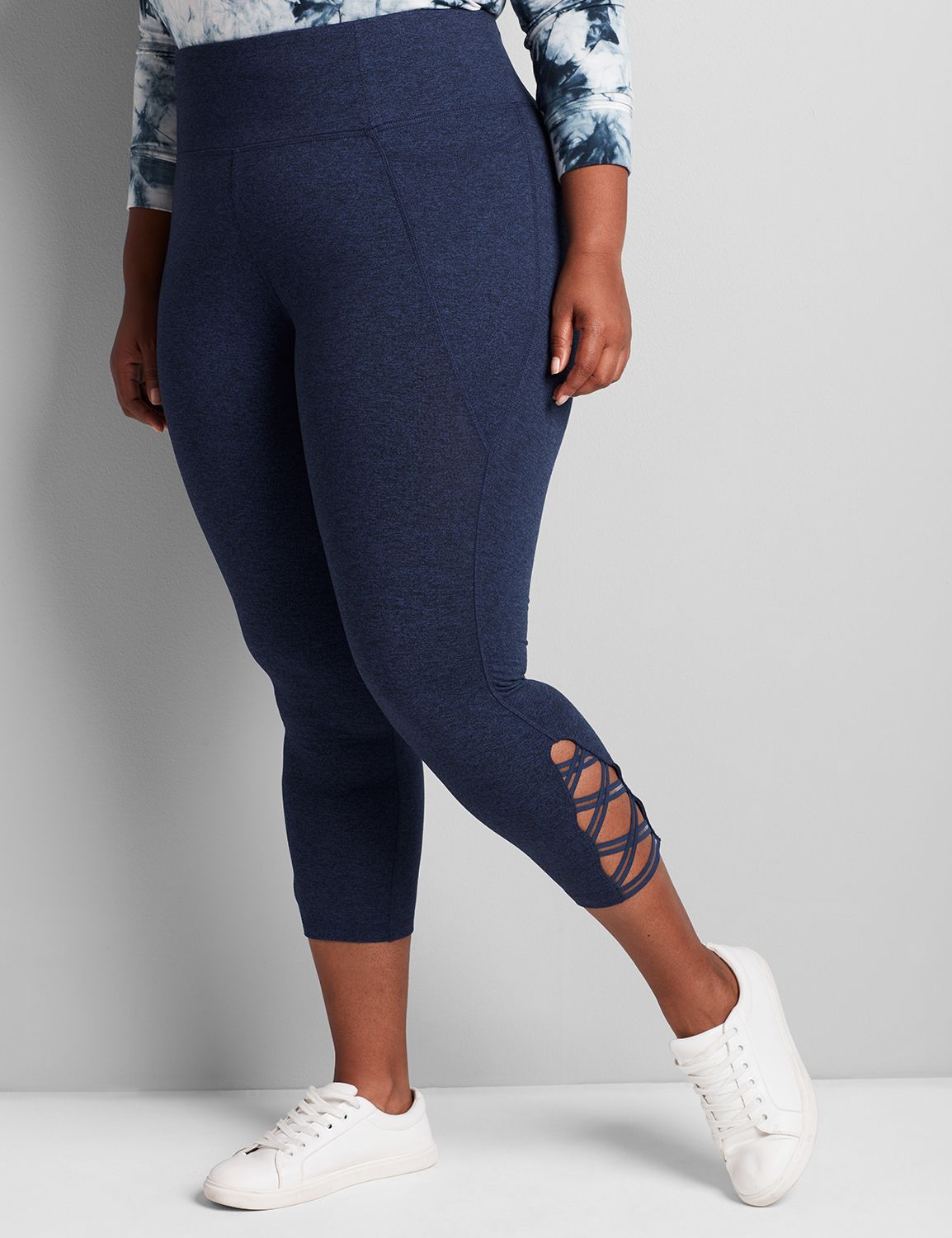 Power Strappy Marl Wicking Capri Legging F 1114087:Club Navy 73-0002-19:14/16 Product Image 1