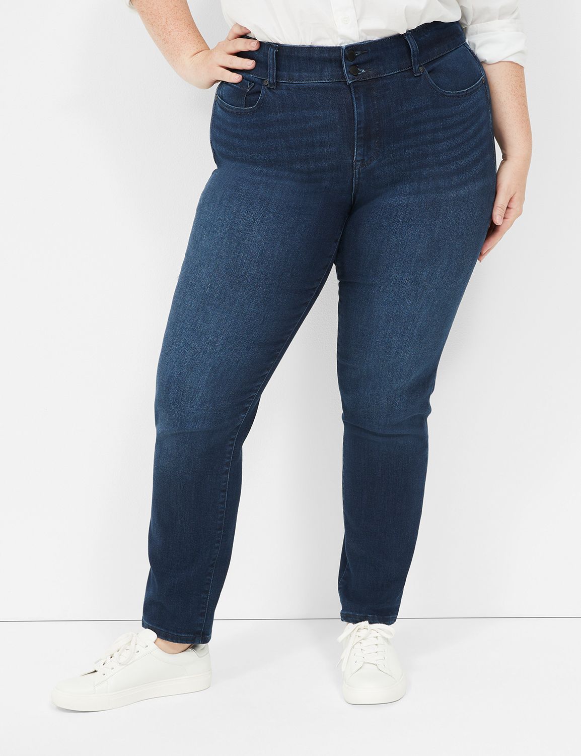 Women's Plus Size Straight Leg Jeans