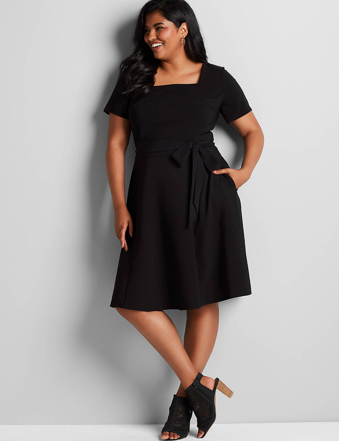 1113886- Lena Short Sleeve Square Neck Fit and Flare Dress:Pitch Black LB 1000322:12 Product Image 1