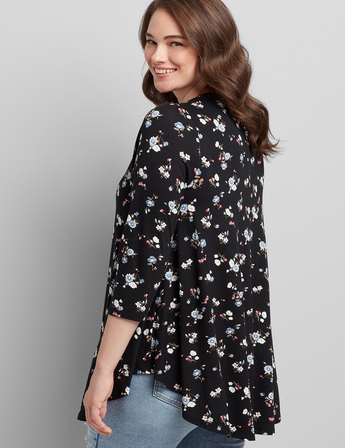 3/4 Sleeve Scoop Neck Swing Tee 1117979:LBF20186_DitsyFlyingBouquet_colorway1:14/16 Product Image 2