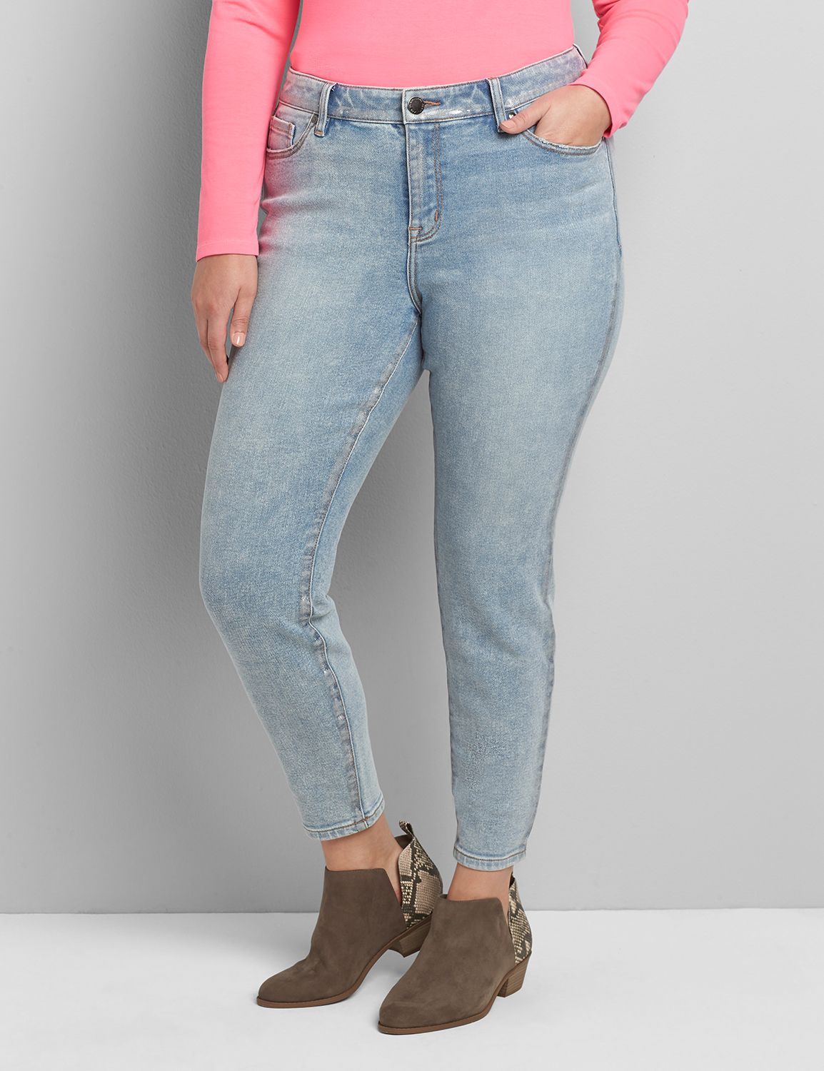 light denim skinny jeans