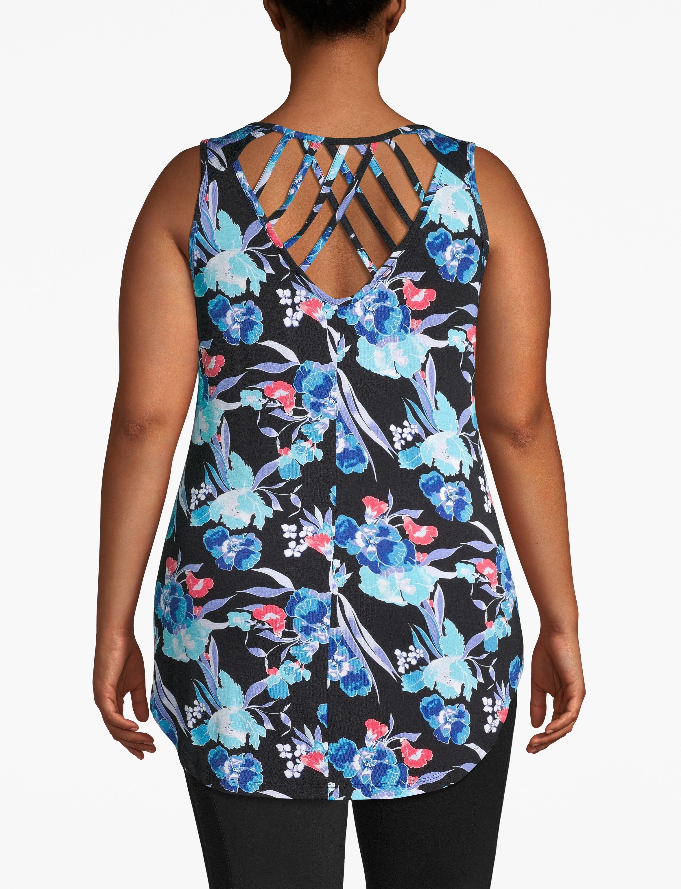 1111503 S LBO Scoop Hem Tunic Tank Product Image 2