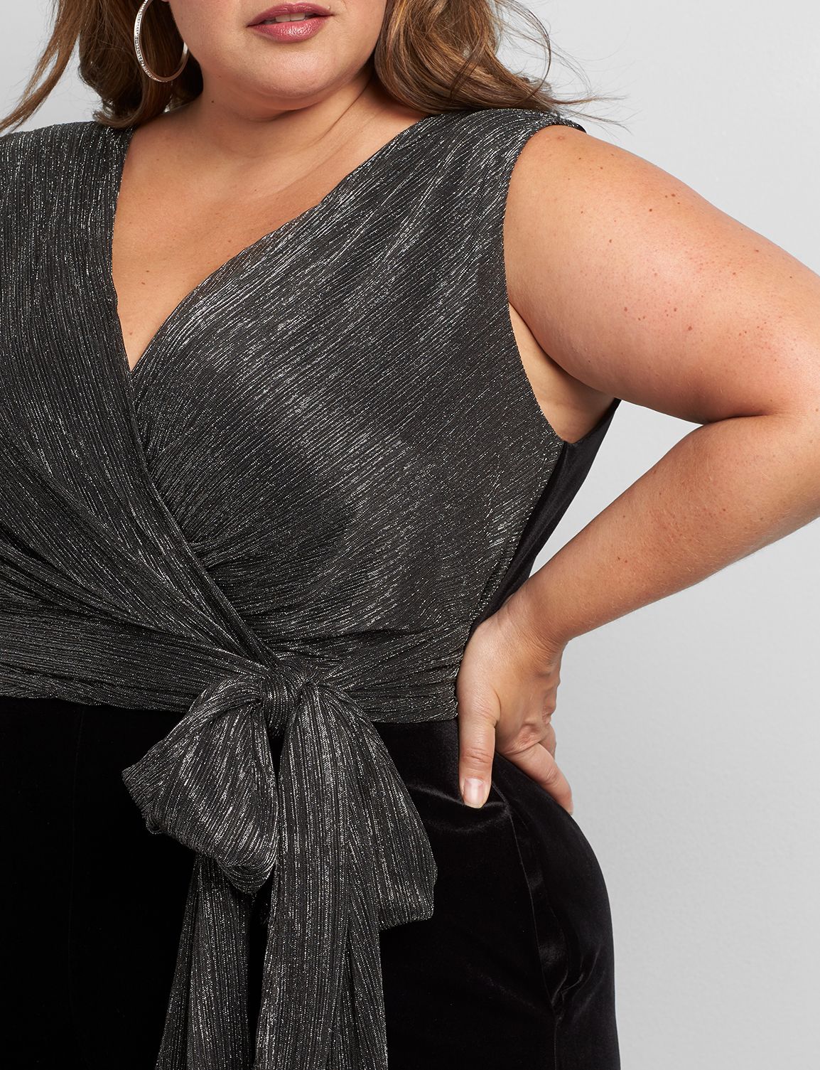Sleeveless Metallic Surplice Jumpsuit 1118007 GS:Pitch Black LB 1000322:14/16 PETITE Product Image 4