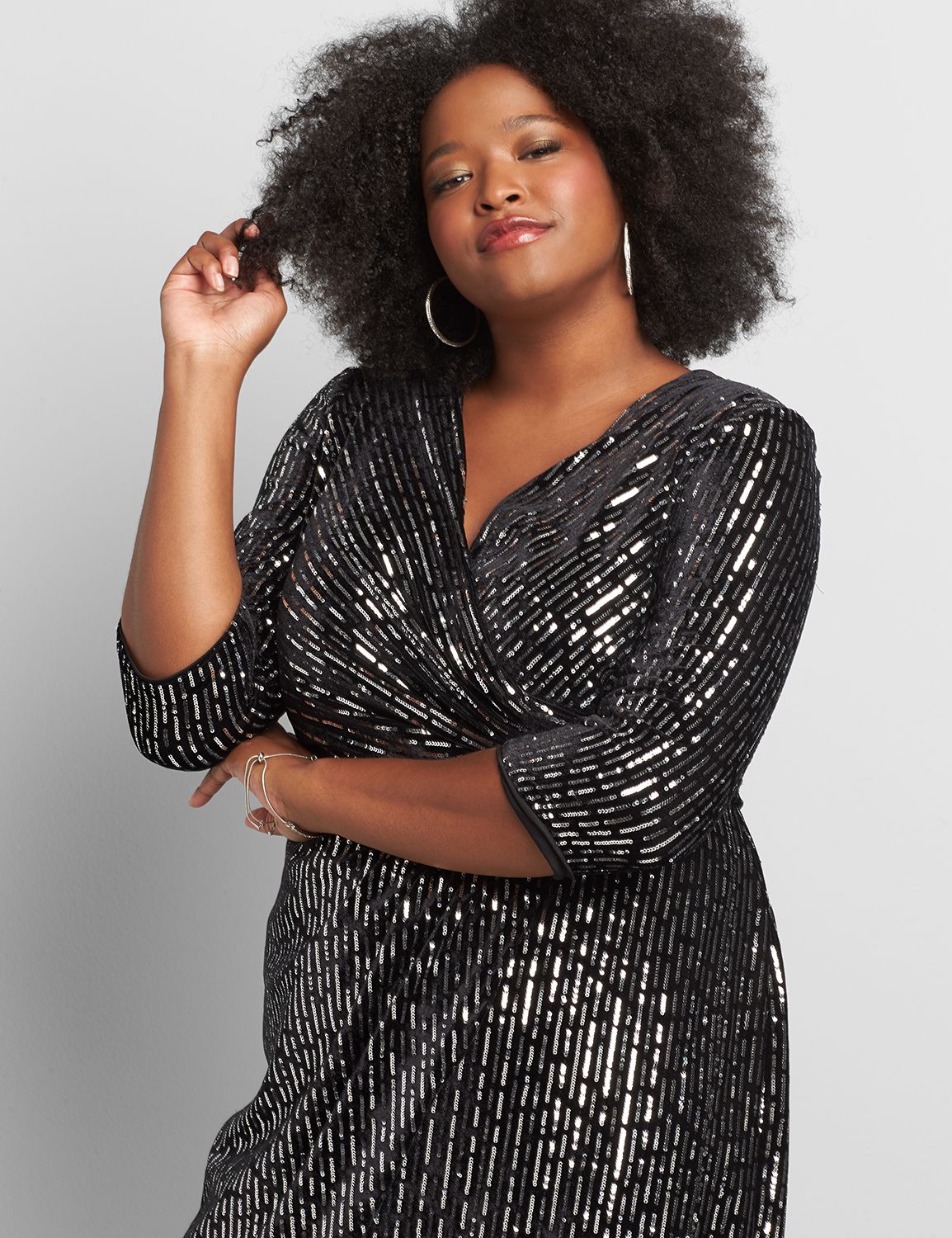1117918 3/4 SLEEVE VNECK SURPLICE W Product Image 3