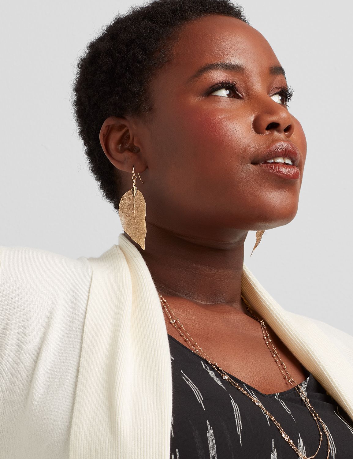 Imprinted Leaf Drop Earrings:Gold Tone:ONESZ Product Image 1