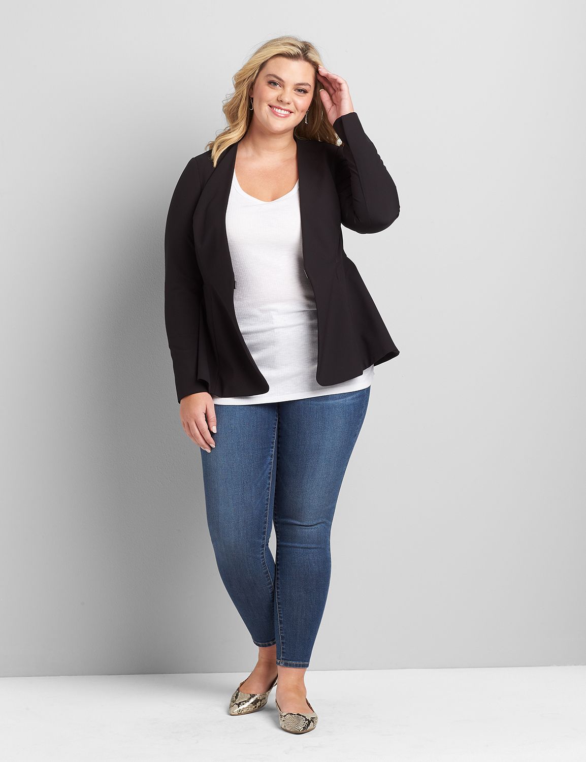 Long-Sleeve Ribbed Ruched Side Tee Product Image 3