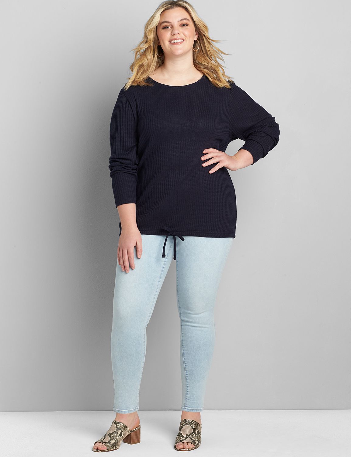 SIGNATURE FIT HIGH RISE SKINNY JEAN -ICE BLUE LIGHT WASH 1118403:Light Denim:14 Product Image 3