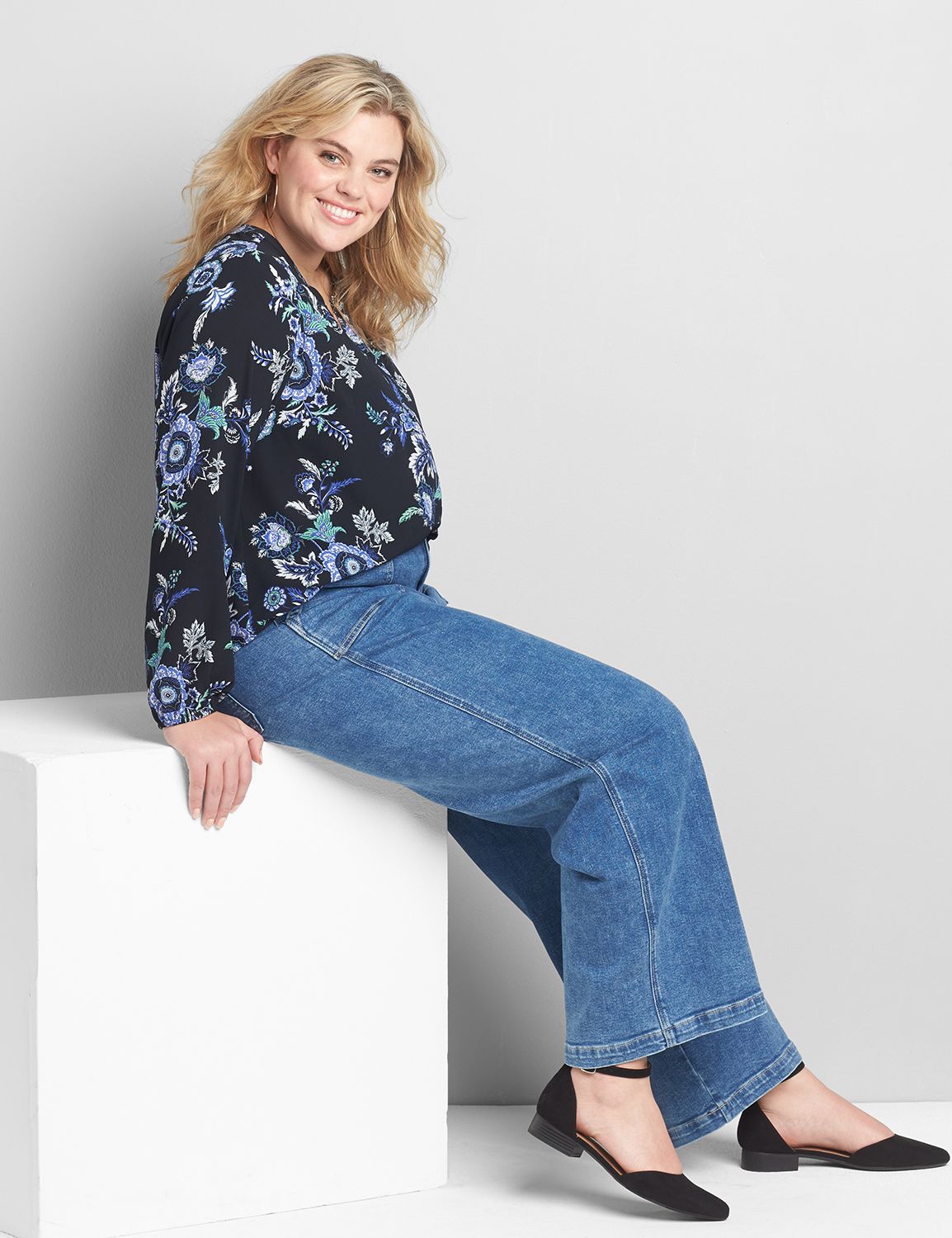 Notched-Neck Button-Front Blouse Product Image 3