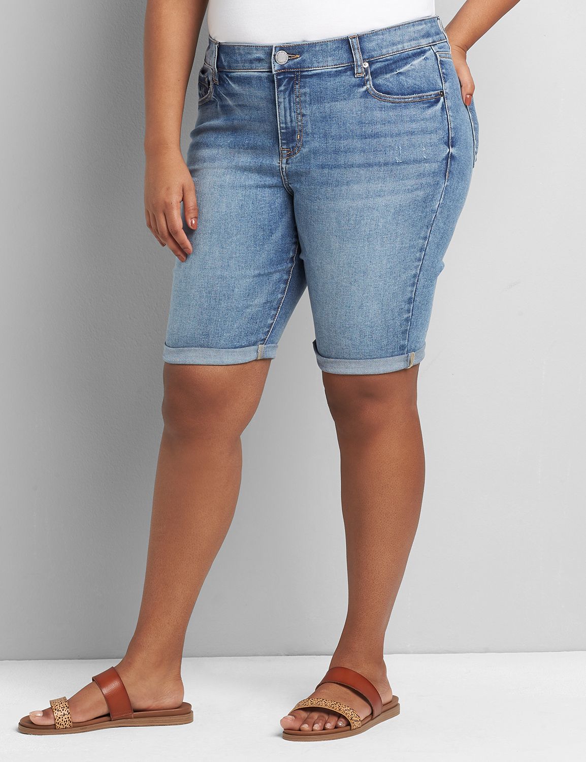 Flex Stretchy Jean Shorts (Light Wash)