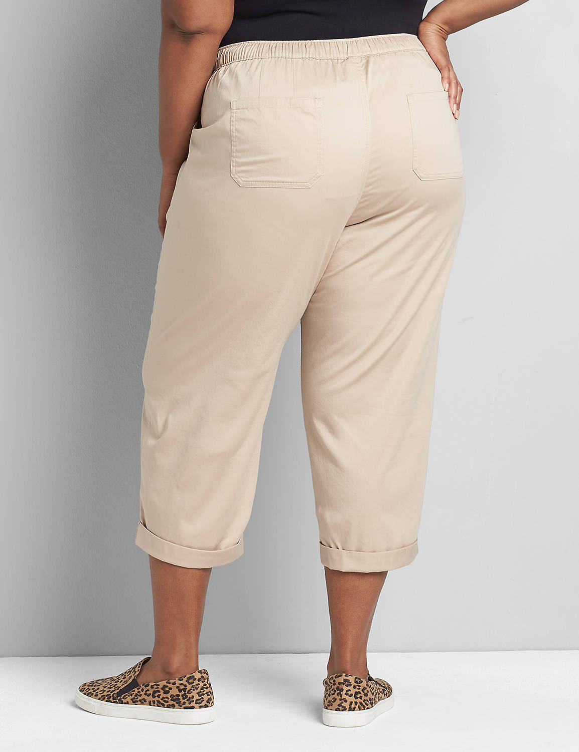 Pull-On Soft Capri with Printed Drawcord 1119737:Oyster Bay CSI 0801460:28 Product Image 2